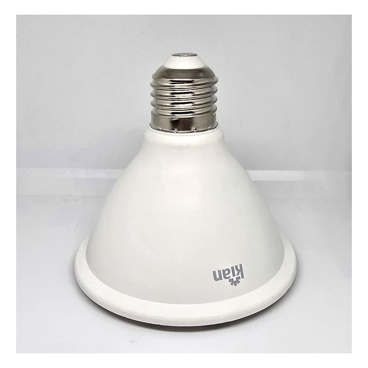 Lâmpada LED PAR30 11W 2700K Kian luz quente para destaque residencial Led Maricá RJ