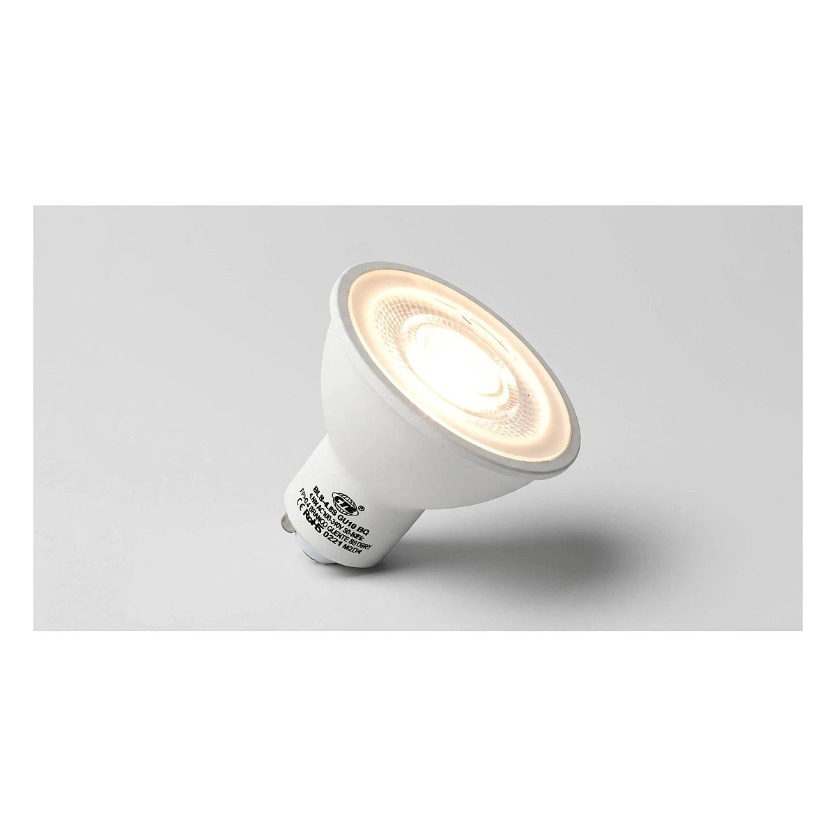 Lâmpada LED Dicroica MR16 CTB 4,8W 3000K luz quente na Led Maricá RJ.